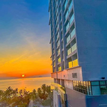 Alana Nha Trang Beach Hotel Extérieur photo